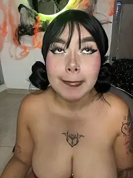 Lucialauper_ - spray milk💦💦
