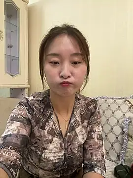Lianer_520 - 平台首秀，希望哥哥们多多支持莲儿！