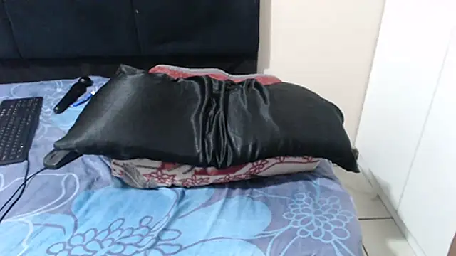 SweetHotBabby18 - squirt party domi/lush control
