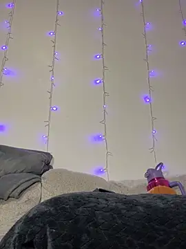 Tastylolaaa - dildo rider and squirt