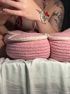Femmefatalebabe - Dildo play