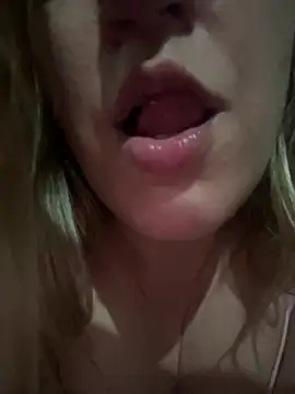 Bia_sexynovaes - Bia fica toda peladinha