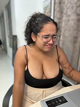 CurlyGirl_1 - 🍓Show my pussy