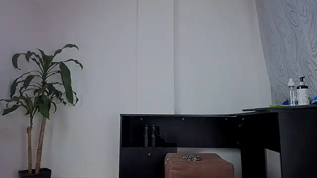 Mariana_Lu - aceite en ass + azotes