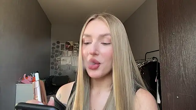 TericaEllermann - Send a Hot Photo in PM