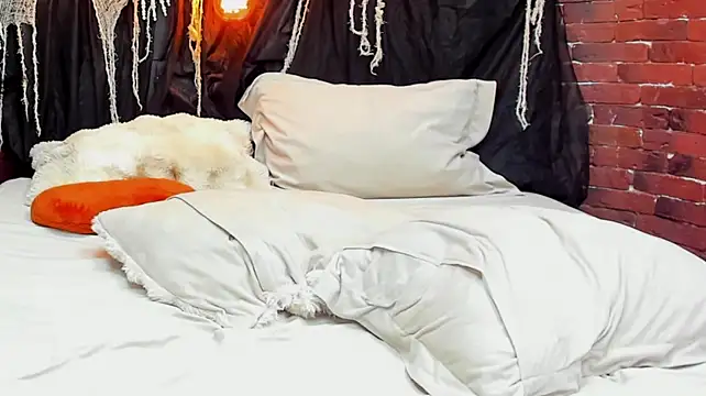 ChristynaRoss - SQUIRT SHOW