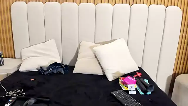 Samantha_Aura - whipping x8 + move your ass