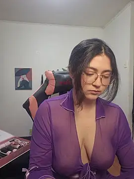 Valentinauwu - Flash boobies