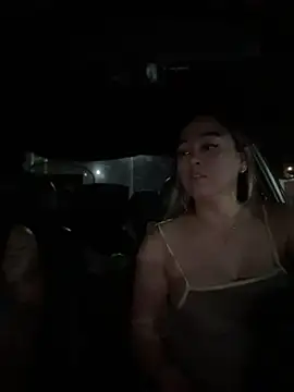 Danielavegax - Follower massages my tits