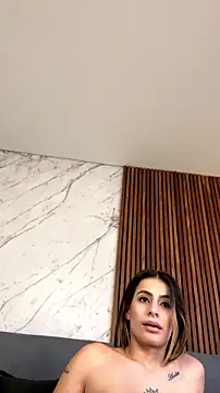 Amara_Velvet_ - play in doggy