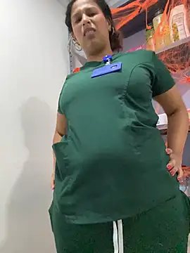 Chloefixxx - take off top and bouncing tits