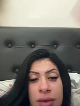 Belababyy - Peladinha se masturbando