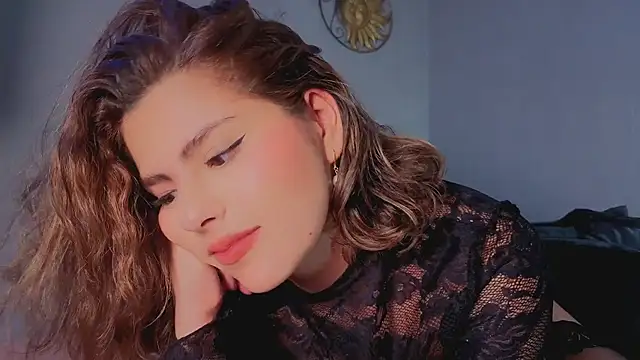 Butterflyx39 - finger hard in my pussy