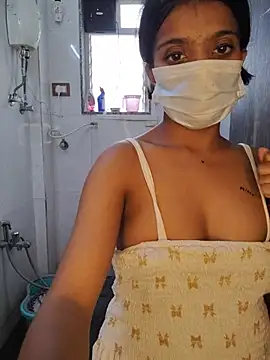 Mini-cutie - Boobs and oil show