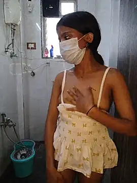 Mini-cutie - Boobs and oil show