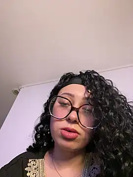 Queenlo_xxx - gagne 2 vidéos TRÈS HARD🔥