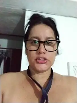 Keilymadam - The security guard rates my naked