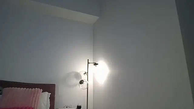 NicoleSarahX - Time to get naked