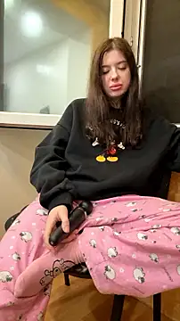 Kimi_Ass - 4 fingers in ass