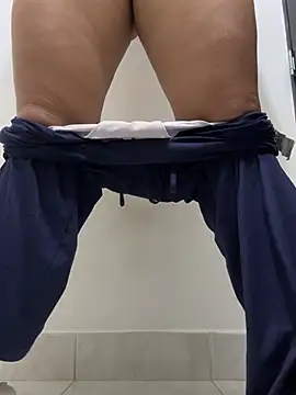 Kim_monti - naked+fingers ass