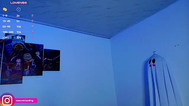 Nicorobinn - Hard slaps my juicy butt+fisting in ass