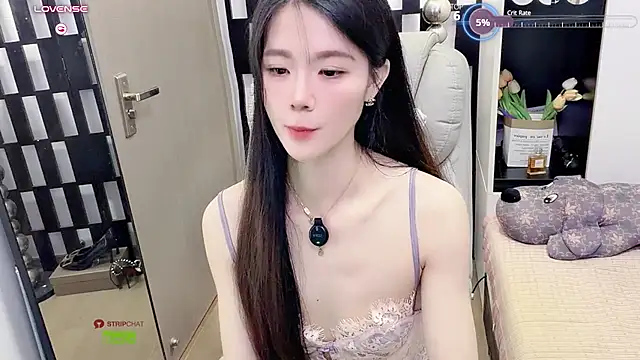Yueyue-MM - 假男友摩擦妹妹1分钟
