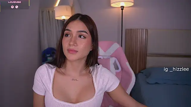 AnnyHizzle