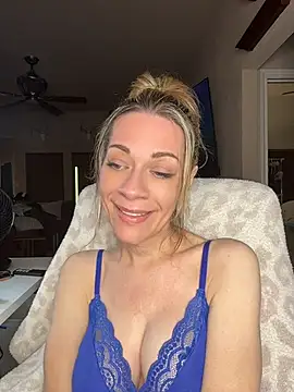 EdenDelilah1 - Lotion on Tits
