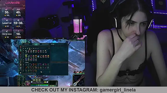 Gamergirl-Linela - LT Gets Shower Video