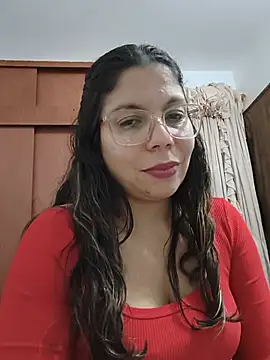 Carliina_Soussa - Mostrar cuerpo , vagina tocándose