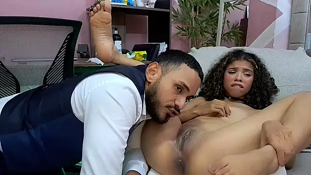 Pineappleflipped - SPANK ASS HARD