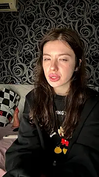 Kimi_Ass - 4 fingers in ass
