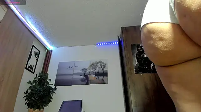 Moonligth18 - naked all