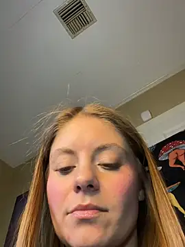 KatelynBabbyy - Get me nakeddd