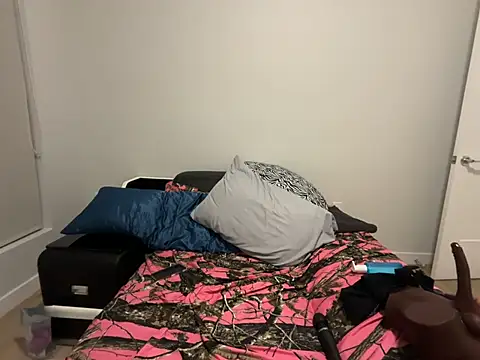 ReeseZen - Flash, spread pussy& add lush in