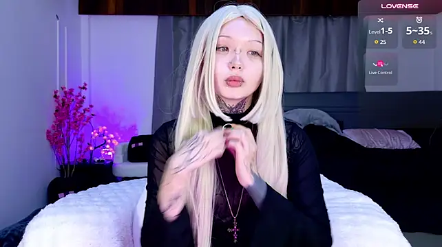Lein_Bone - take off panties