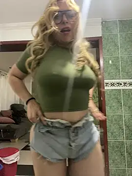 CristalGmez - NAKED AND DOGGY 🥵🥵