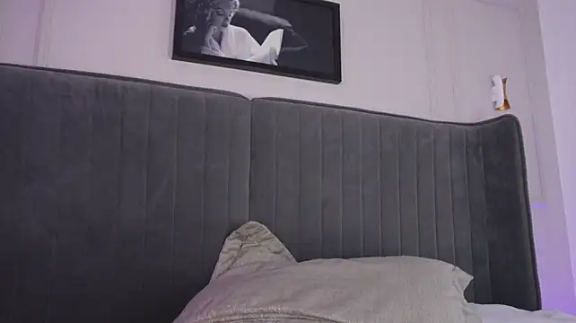 _cherrysnow - 🦇HEAVY SPANK BOOBS X10🦇