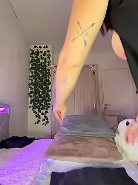 JuliaVenom