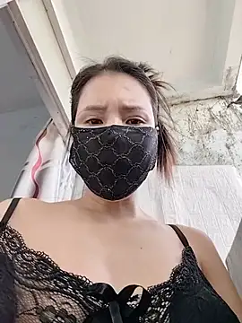 Aline_lind
