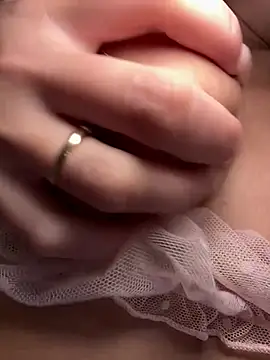 LillyNatty18 - FINGERING MY ASS
