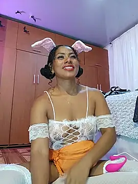 PaoL22 - oil in the pussy and massage on the clit