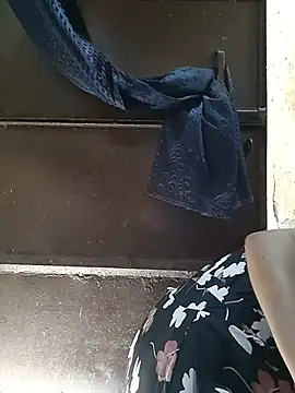 Kamini_hat