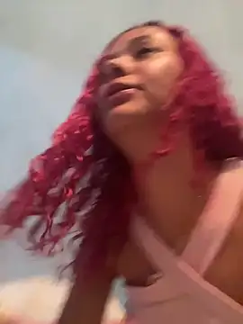 Littlehoney00 - Bem gostosa com consolo 🤤