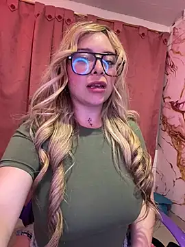 CristalGmez - NAKED AND DOGGY 🥵🥵