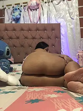 Rachellcooperrr - Oil the ass spank ass spank tits
