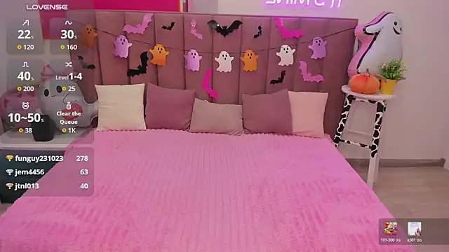 MIla_Stunning - silky feet tease💖