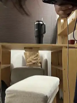 Kim_monti - naked+fingers ass