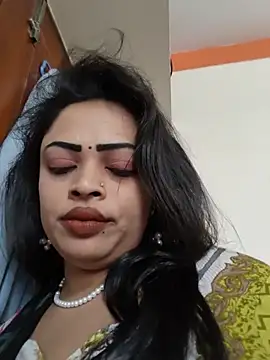 Pinky-2 - Oiling My Sexy Pussy Hole
