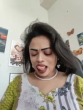 Pinky-2 - Oiling My Sexy Pussy Hole